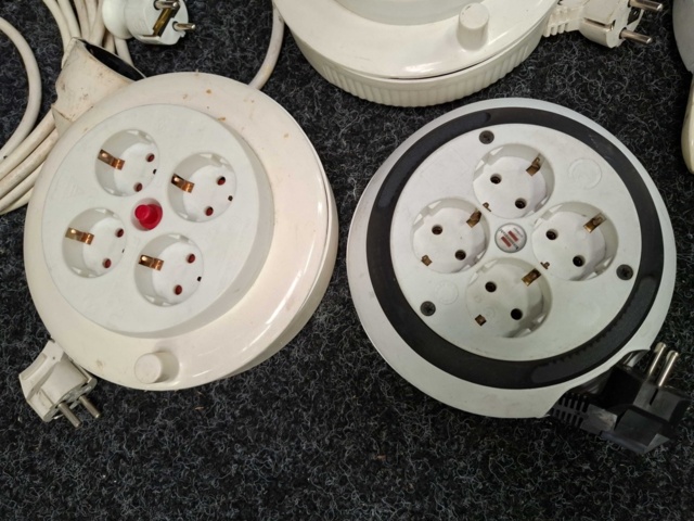 1570541-3 Cord reels, power strips & extension cords