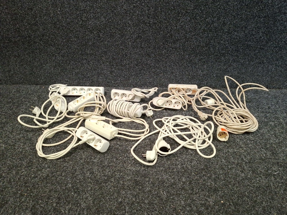 1570546-1 11 power strips & extension cords