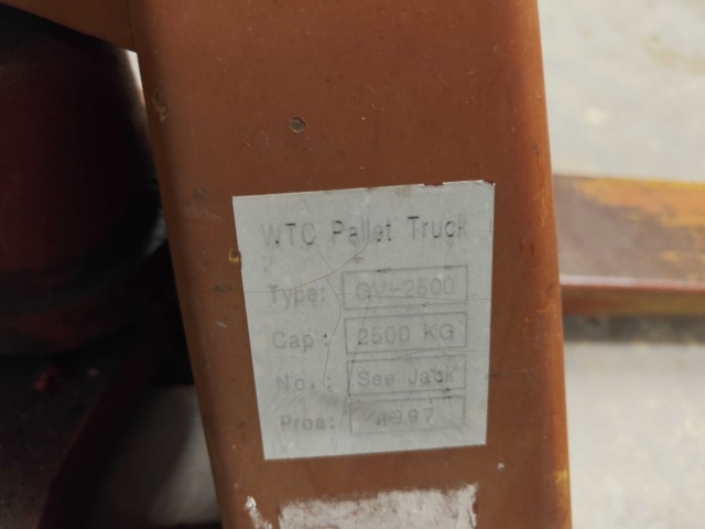 1485596-4 Pallet truck - WTC Pallet Truck FA2500