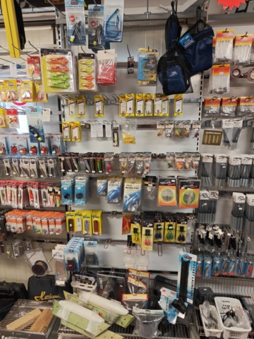 1485606-9 Large batch of fishing equipment