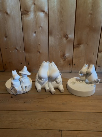 1529915-1 Mumintroll-figurer 18 st - MD Moomin by MartinaD