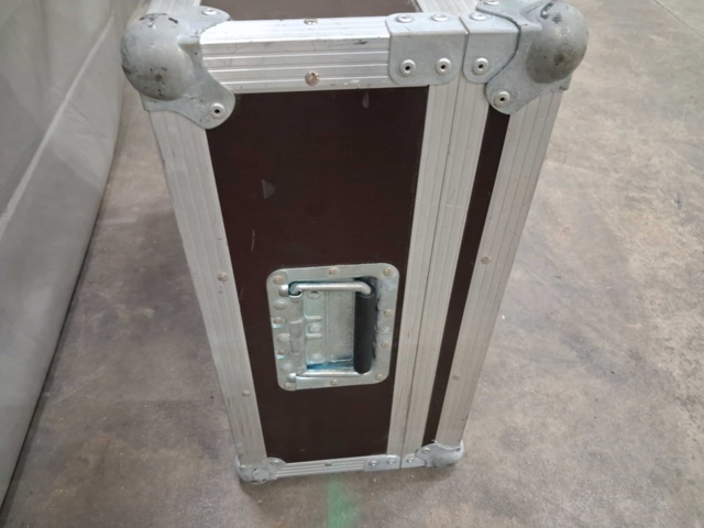 1561149-14 Digital mixer - Yamaha 01V96, 16 kanaler, flightcase