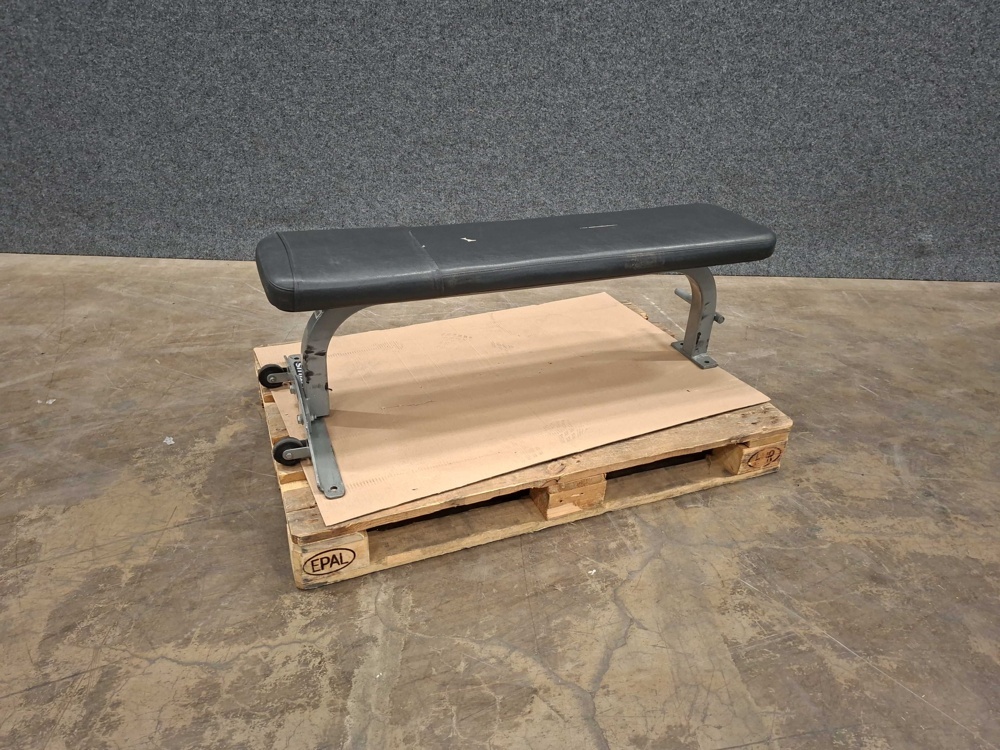 1570964-1 Nautilus weight bench