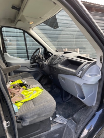 1571357-34 Ford Transit 290 2.0 TDCi Manual, 130hp, 2017