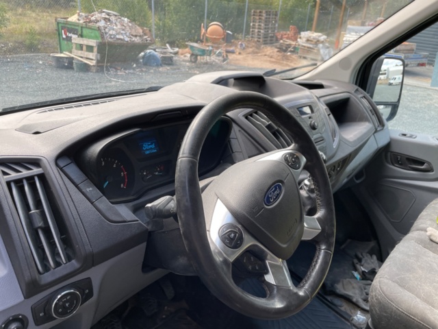 1571357-39 Ford Transit 290 2.0 TDCi Manual, 130hp, 2017