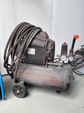 1546149-1 Compressor, construction fan and work light - Black+Decker, Novipro