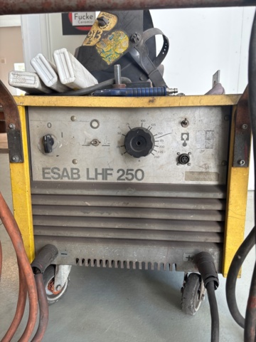 1546147-2 Welding rectifier with accessories - ESAB LHF 250