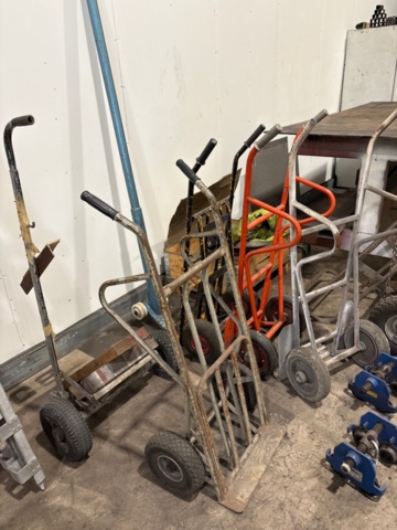 1546138-4 Transportkärror och blockvagnar