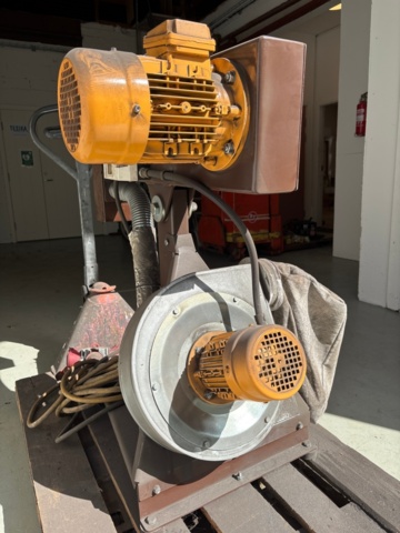 1546145-4 Belt sander with extraction - Swede Grinder 2000-75-500 - 2012