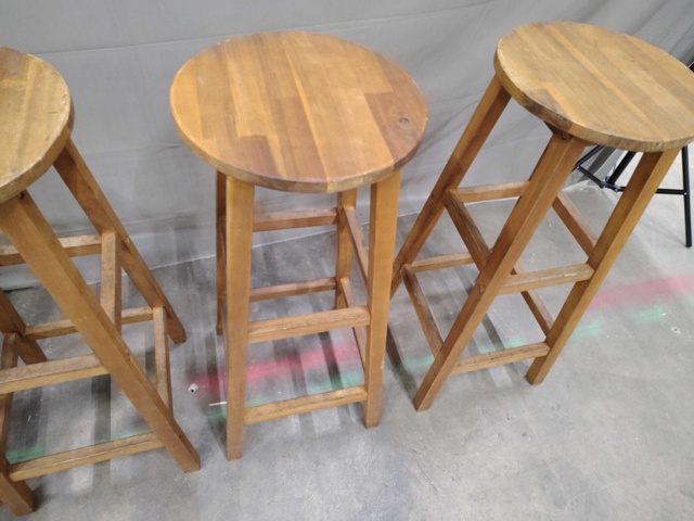 1571370-2 Barstolar, 5 st - trä, rund sits, 76 x 34 cm