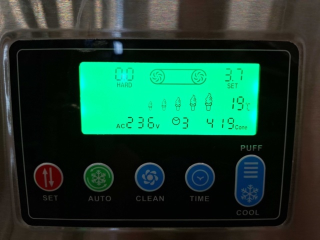 1570914-3 Soft ice cream machine VEVOR BQL-7220T