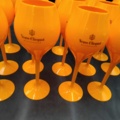 1571384-2 Champagneglas, 13 st - Veuve Clicquot, orange plast, 21 cm