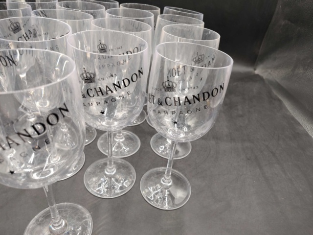 1571387-3 Champagneglas, 17 st - Moët & Chandon, transparent plast, 22 cm
