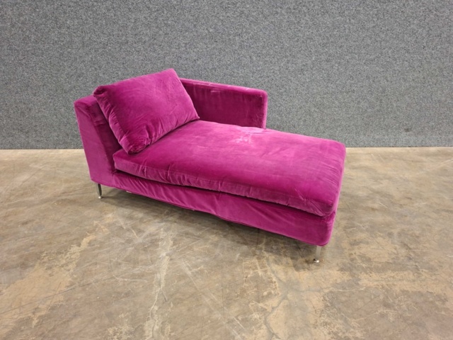 1570925-1 Fogia chaise longue in pink velvet