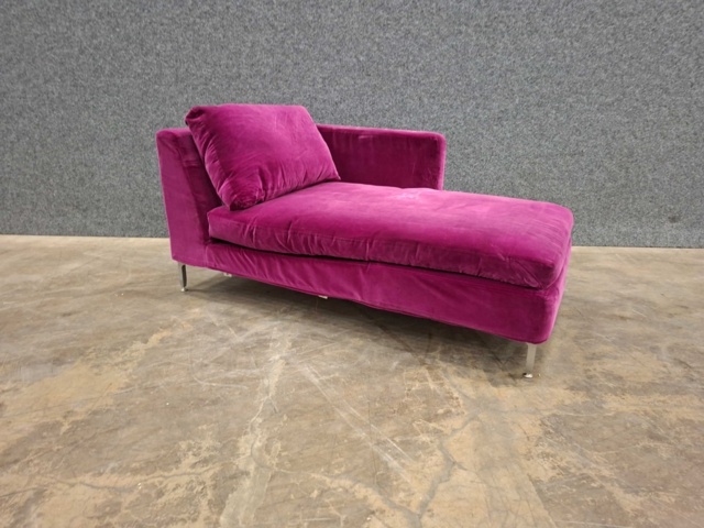1570925-2 Fogia chaise longue in pink velvet