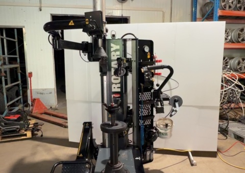 Tire machine with auxiliary arm - Rotary Kendo.Evo -2024 in new condition