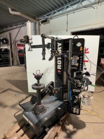 1531334-2 Tire machine with auxiliary arm - Rotary Kendo.Evo -2024