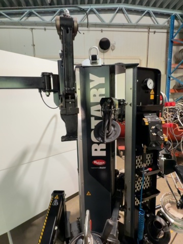 1531334-7 Tire machine with auxiliary arm - Rotary Kendo.Evo -2024