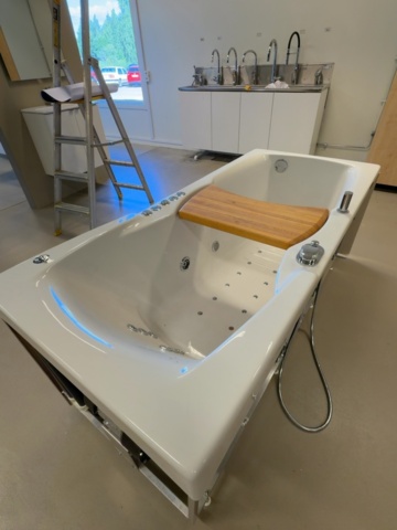1529946-1 Massage bathtub - Neptune