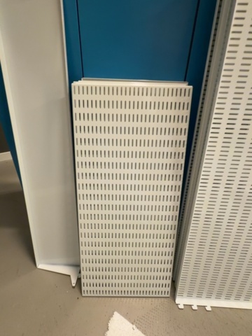 1529952-3 Shop fittings – cabinets with shelving systems and perforated panels
