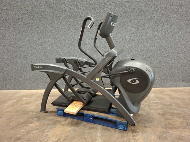 1571533-1 Crosstrainer, Cybex 750AT