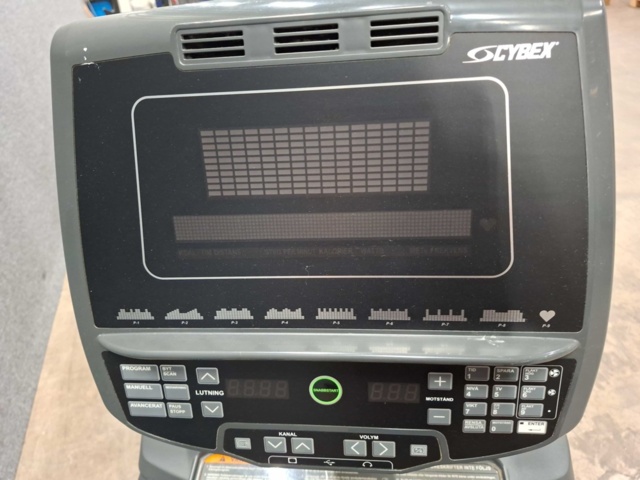 1571533-9 Crosstrainer, Cybex 750AT