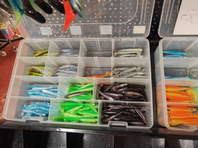 1485682-7 Soft lures and storage bags - Savage Gear, Fladen, etc.