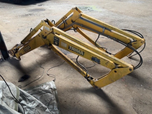 1421993-3 Front loader - Trima 1310P