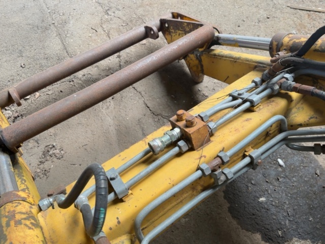 1421993-5 Front loader - Trima 1310P