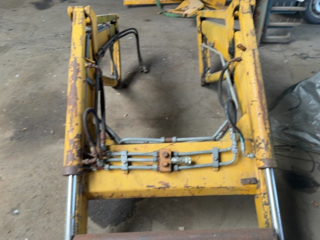 1421993-6 Front loader - Trima 1310P