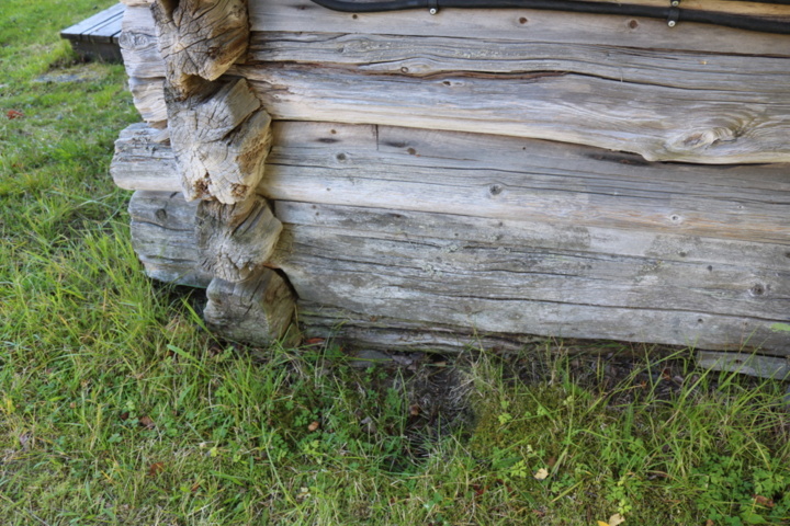 1515197-18 Log cabin ready to move out (Kullen 7)