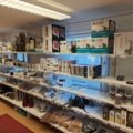 1485737-2 Lot of kitchenware and kitchen equipment