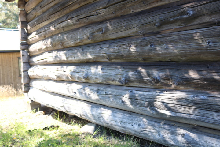 1515197-28 Log cabin ready to move out (Kullen 7)
