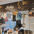 1485737-12 Lot of kitchenware and kitchen equipment