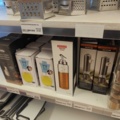 1485737-22 Lot of kitchenware and kitchen equipment