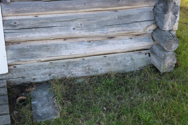 1515197-60 Log cabin ready to move out (Kullen 7)