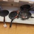 1485737-55 Lot of kitchenware and kitchen equipment