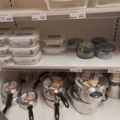 1485737-58 Lot of kitchenware and kitchen equipment