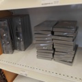 1485737-71 Lot of kitchenware and kitchen equipment
