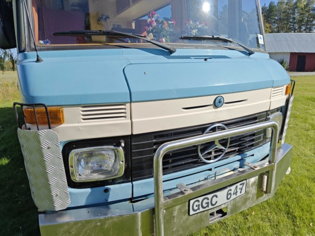 1564797-24 Husbuss Mercedes-Benz L 608 DGE, 85hk, 1982