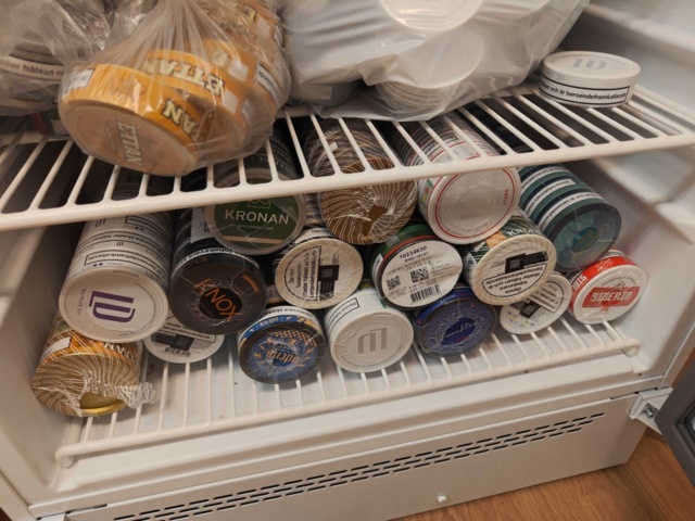 1485766-6 Lot of snus mixed brands