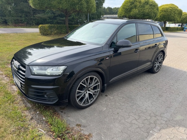 1406062-1 Audi Q7 7-Seater 3.0 TDI V6 quattro TipTronic, 272hp, 2018