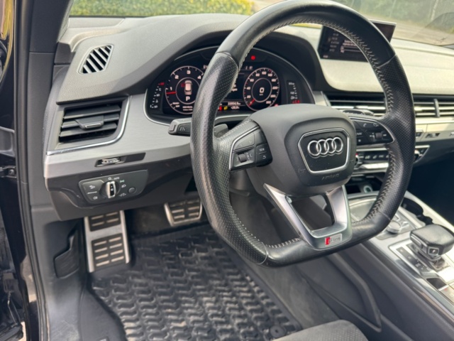 1406062-24 Audi Q7 7-Seater 3.0 TDI V6 quattro TipTronic, 272hp, 2018