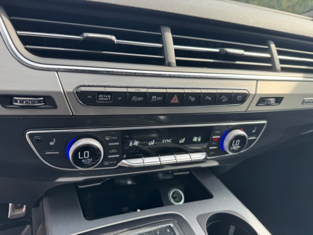 1406062-33 Audi Q7 7-Seater 3.0 TDI V6 quattro TipTronic, 272hp, 2018