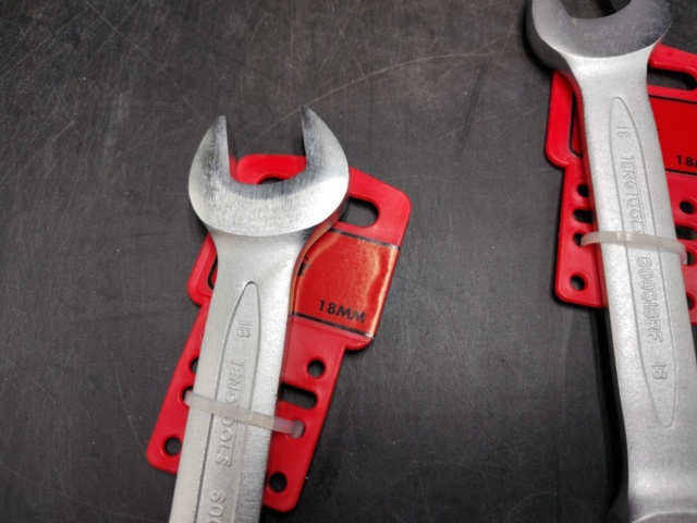 1571647-8 U-ringspärrnycklar, 4 st - TengTools, 18 mm, ledbar ring, spärrfunktion