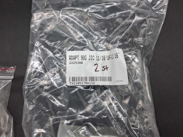 1571659-3 Hydraulic angle adapters and couplings - mixed models