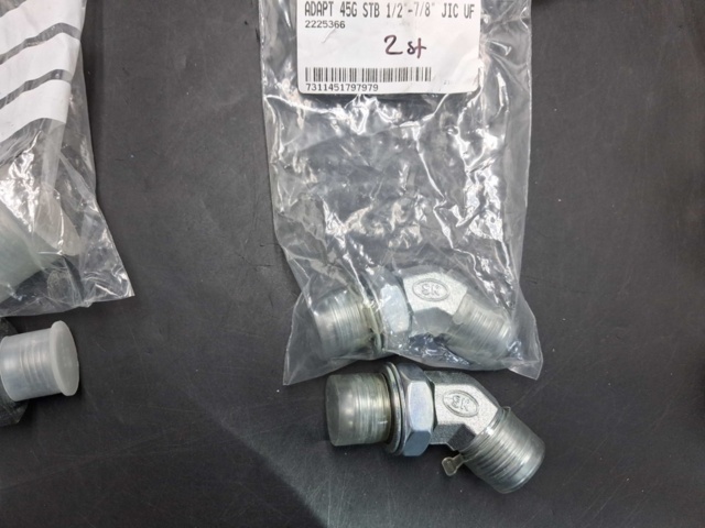 1571662-13 Hydrauliska kopplingar och adaptrar - blandade modeller