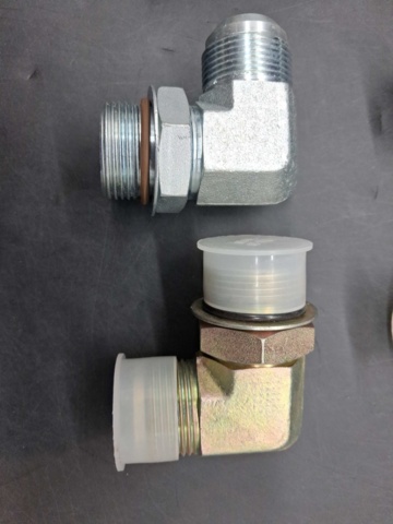 1571668-5 Hydrauliska vinkeladaptrar - blandade modeller