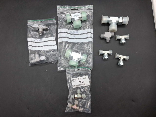 1571671-4 Hydrauliska T-kopplingar och vinkeladaptrar - blandade modeller