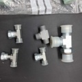 1571671-7 Hydrauliska T-kopplingar och vinkeladaptrar - blandade modeller